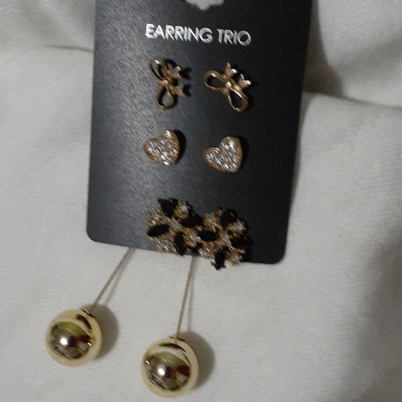 EARRINGS TRIO JEWELRY - Picture 3 of 4